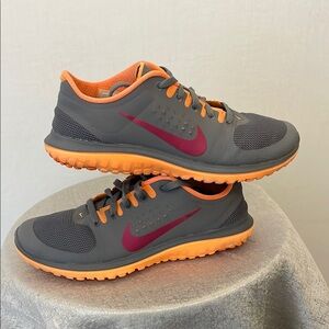 Nike Flex 2013 RN Running. Women’s size  5.5US. (D2)✨